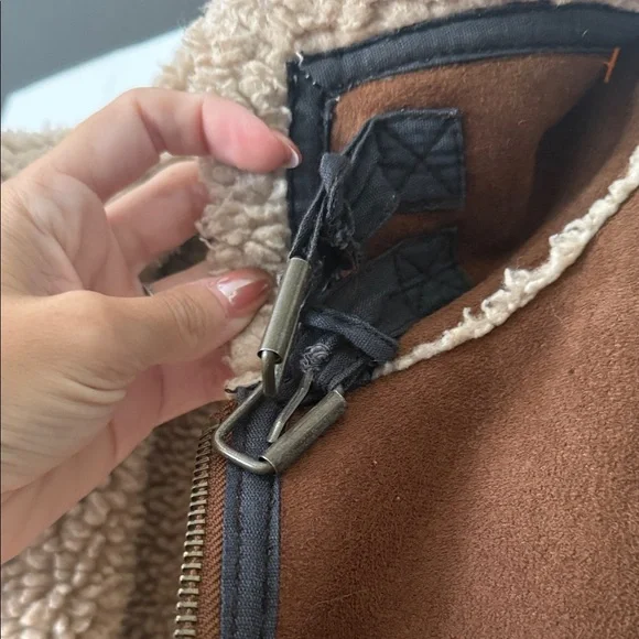 Guess Brown Shearling Jacket - Picture 4 of 11